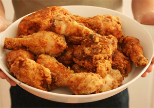 5 Fakta Berbahaya dari Makanan Enak, Fried-Chicken