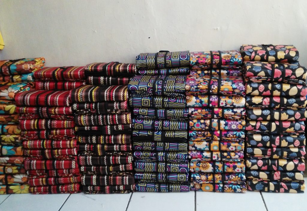 Produksi Tikar Lipat