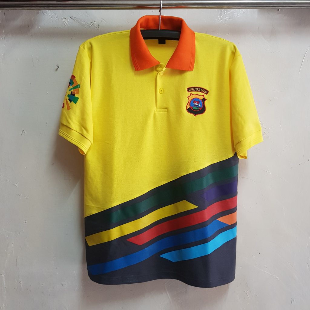 Kaos Kerah dan Training, Seragam Baju Setelan