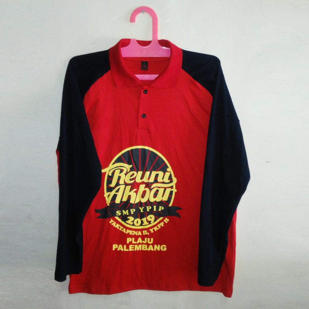 Kaos Kerah Raglan