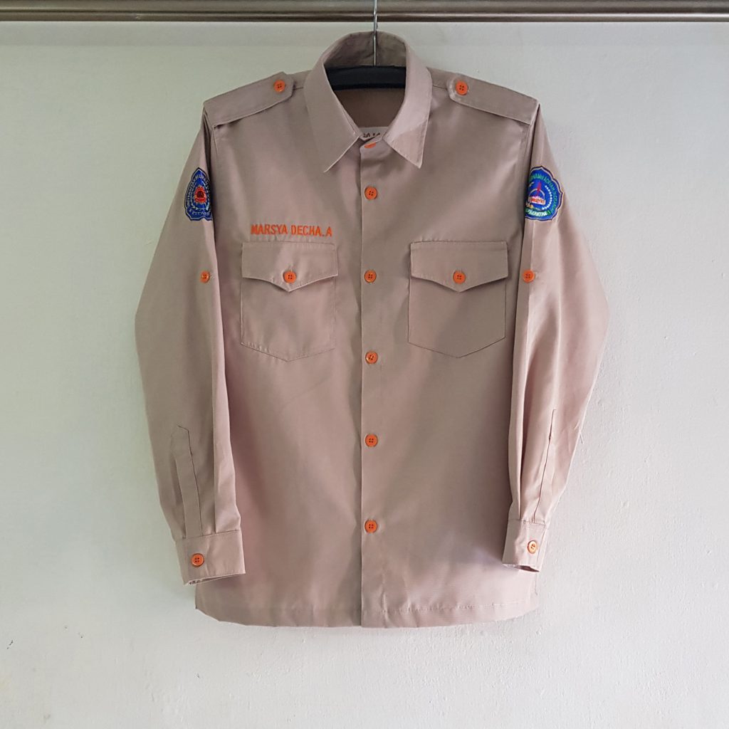 Kemeja UMCO 23, Seragam Kemeja Kelas