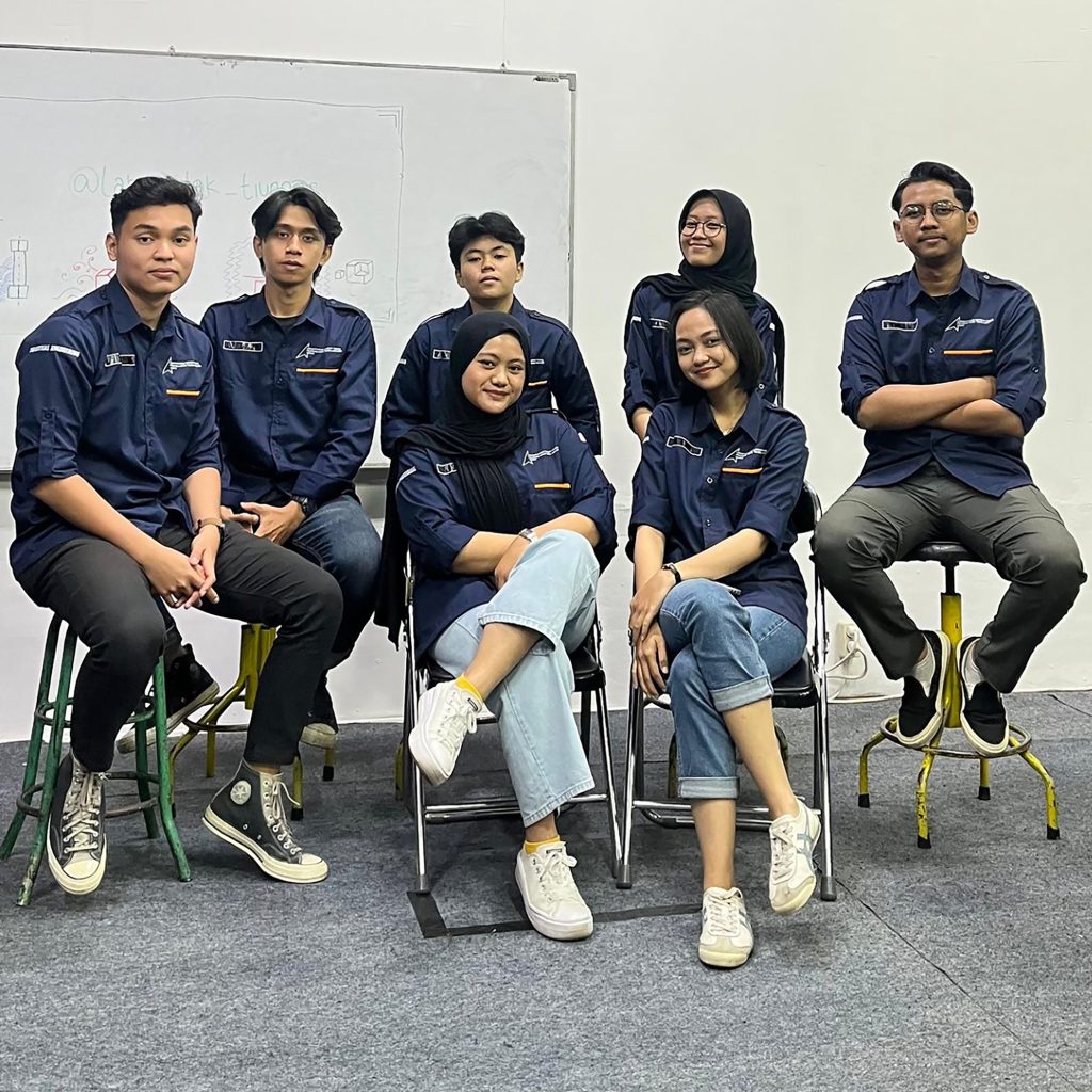 Kemeja EDL 24, Seragam Kemeja Lab UNPAS